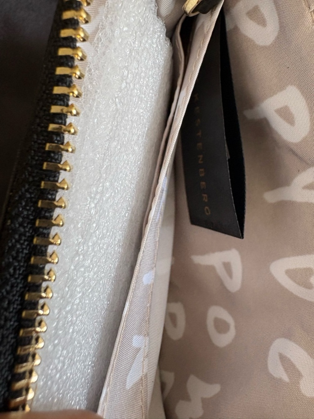Aimee Kestenberg Black Pebbled Leather Zip Card Case with Gold Hardware - Picture 5 of 12